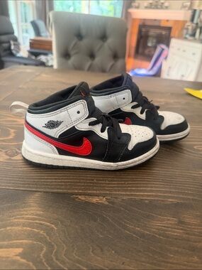 Jordan Nike Kids Mid-Top Sneakers - 10C